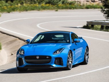 slide image for gallery: 22028 | Jaguar F-Type SVR