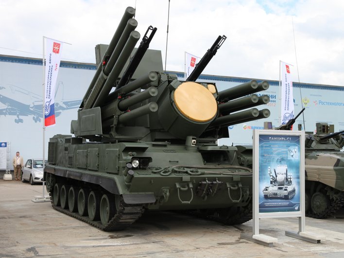 ЗРПК «Панцирь-С1» на выставке «Технологии в машиностроении 2012». ЗРПК «Панцирь-С1» на выставке «Технологии в машиностроении 2012».