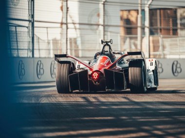 slide image for gallery: 26951 | Гонка 2 чемпионата Formula E 2019/2020