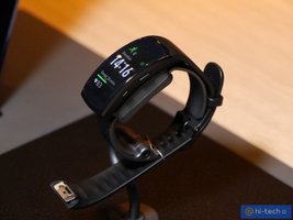 Живые фото Gear Fit 2 Pro с выставки IFA 2017