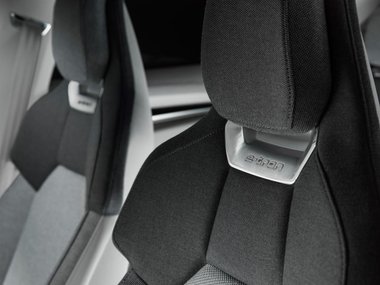 slide image for gallery: 23917 |  Audi e-tron GT