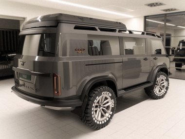 slide image for gallery: 27484 | УАЗ представил, какой могла бы стать «Буханка» будущего