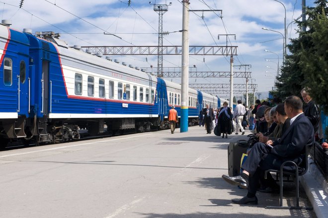 Поезд в Казахстане