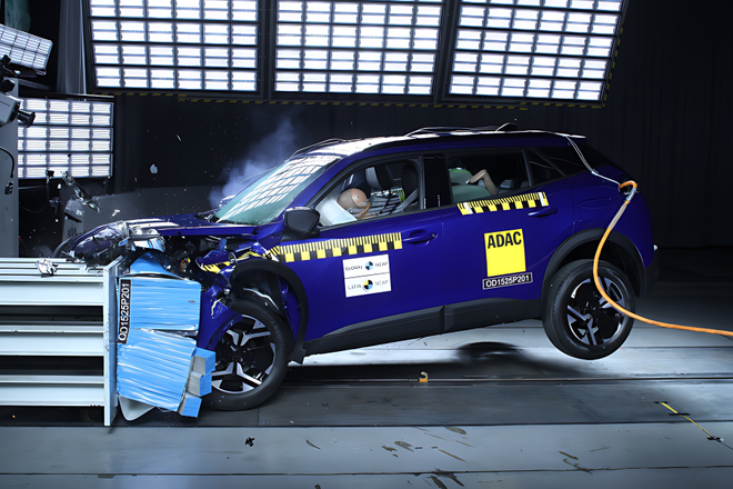 Одна звезда из пяти: Peugeot 2008 разочаровал на краш-тесте Одна звезда из пяти: Peugeot 2008 разочаровал на краш-тесте