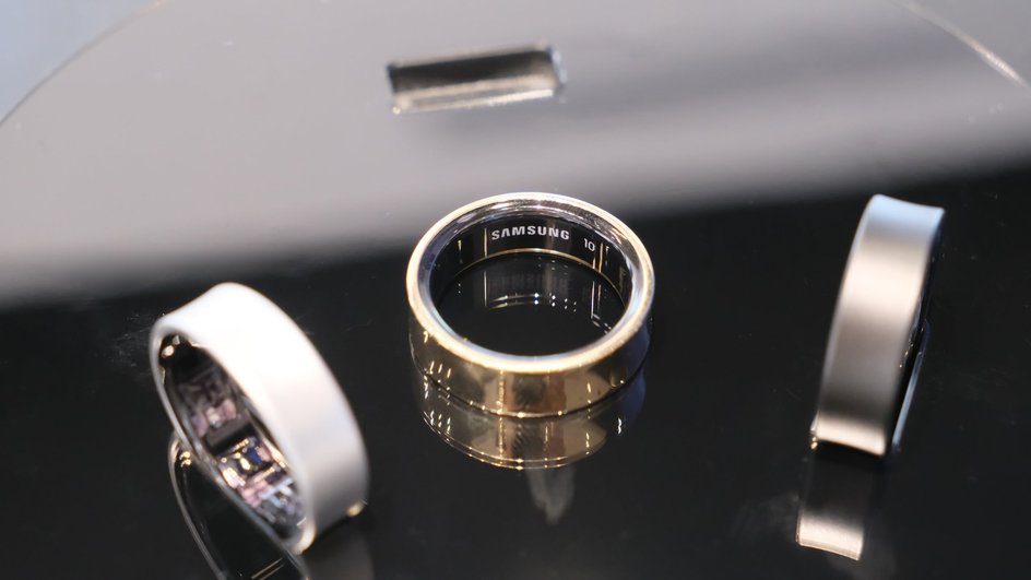 Первое поколение Samsung Galaxy Ring.