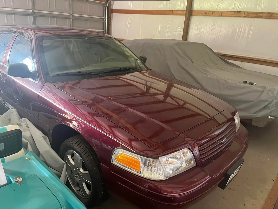 Ford Crown Victoria 2006 года