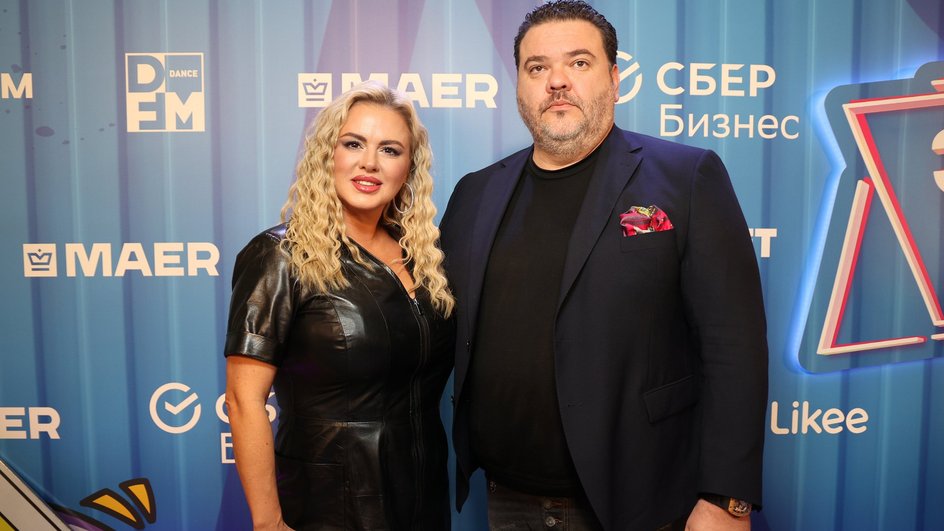 Анна Семенович и Денис Шреер Анна Семенович и Денис Шреер