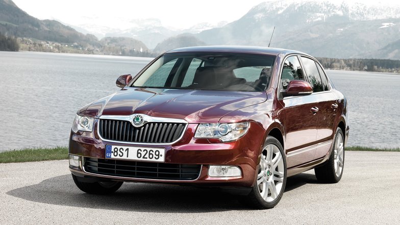 slide image for gallery: 26706 | Skoda Superb II