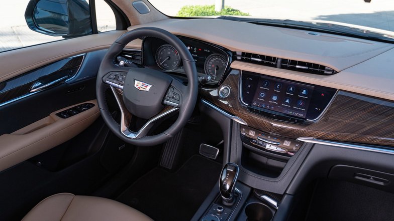 slide image for gallery: 25798 | Cadillac ХТ6
