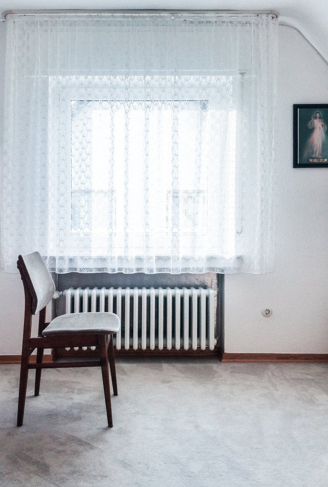 Белый тюль в интерьере: советы по выбору и 30 фотопримеров актуального дизайна