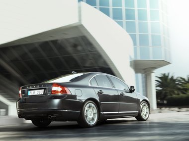 slide image for gallery: 26543 | Volvo S80