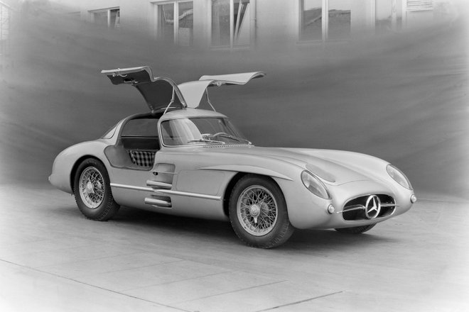 Mercedes-Benz 300 SLR Uhlenhaut Coupe