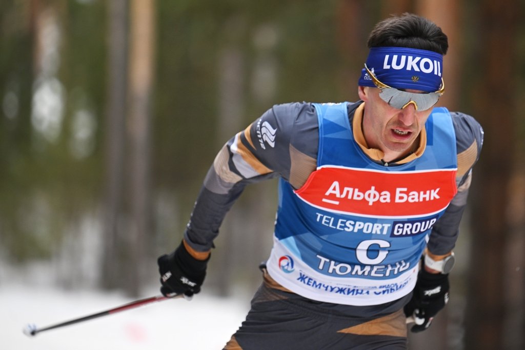 Белов победил в масс-старте на 70 км в рамках чемпионата России