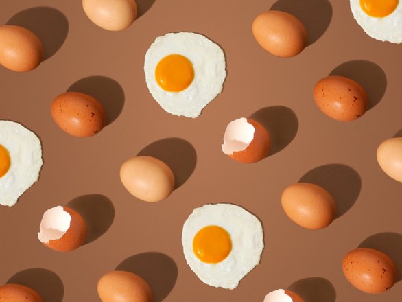 Злоупотреблять яйцами не стоит, впрочем, как и бояться их. Яйца удачно впишутся в ваш здоровый рацион. Злоупотреблять яйцами не стоит, впрочем, как и бояться их. Яйца удачно впишутся в ваш здоровый рацион.