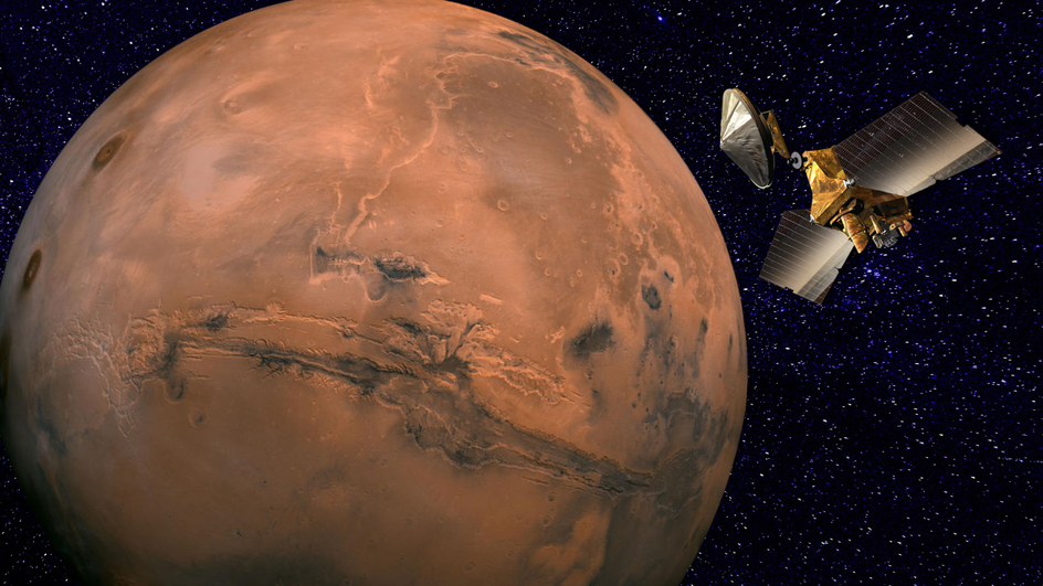 На иллюстрации показан марсианский разведывательный орбитальный аппарат, собирающий данные вокруг Красной планеты
