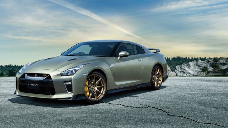 slide image for gallery: 28567 | Nissan GT-R T-spec
