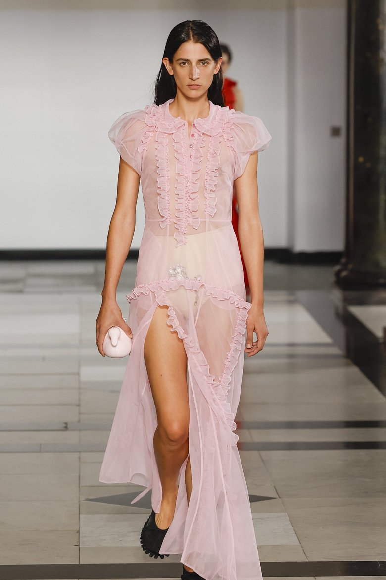 Simone Rocha весна-лето 2025 Simone Rocha весна-лето 2025