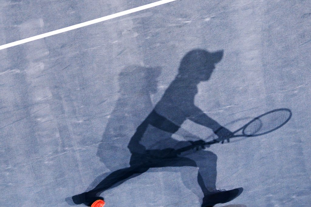 Морозова и Данилина проиграли в ½ финала парного разряда теннисного турнира в Лионе
