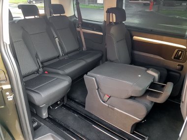 slide image for gallery: 23974 | Салон Citroen Space Tourer