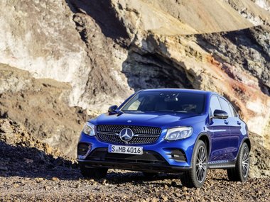 slide image for gallery: 20878 | Mercedes-Benz GLC Coupe