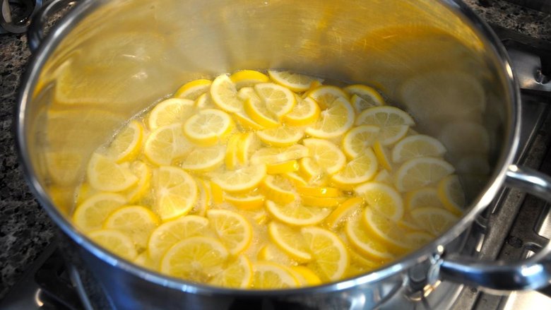 Компот из лимона: рецепт от Шефмаркет