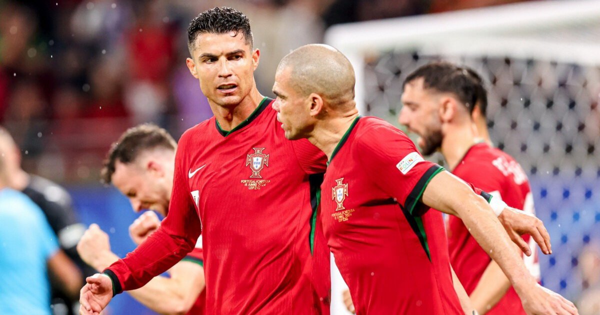 Пепе: «Роналду живет голами, но вы видели, с какой готовностью он помогает? В 39 лет Криштиану играет больше всех в сборной Португалии»