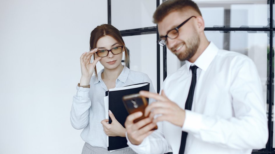 Коллеги по работе Коллеги по работе