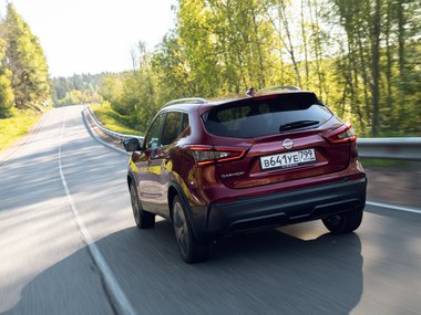 slide image for gallery: 28079 | Nissan Qashqai