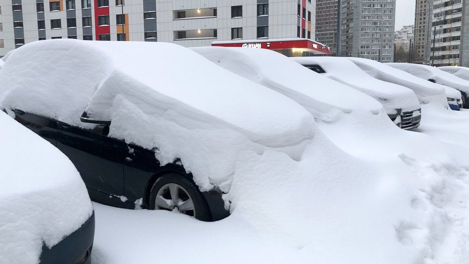 Последствия снегопада в Москве