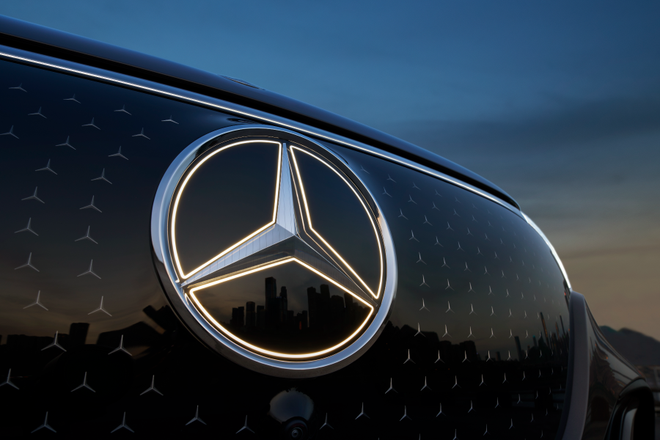 Mercedes-Benz предлагает работникам по полмиллиона евро за увольнение Mercedes-Benz предлагает работникам по полмиллиона евро за увольнение