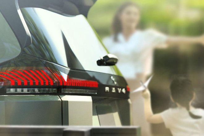 Тизеры новой Toyota RAV4 накануне премьеры 2025 Тизеры новой Toyota RAV4 накануне премьеры 2025