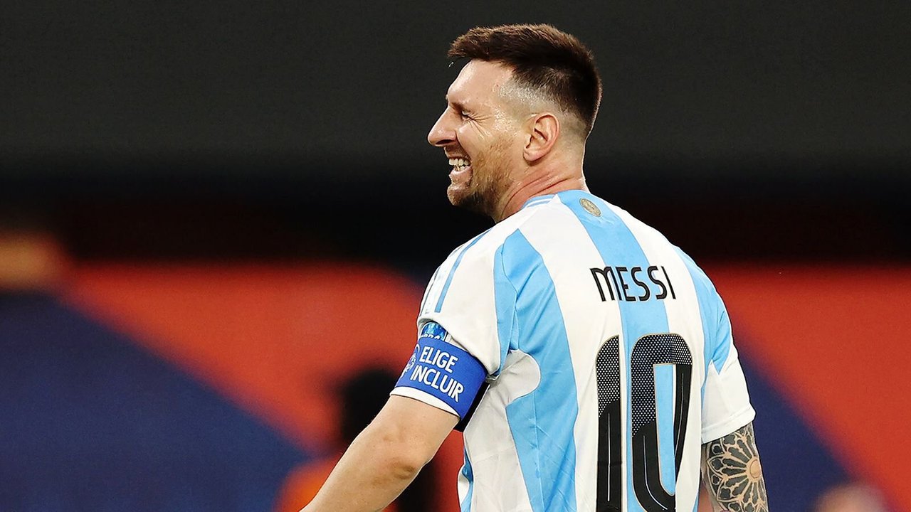 «Странно ?». Месси об отмене гола Аргентины на Олимпиаде после возобновления игры через 2 часа