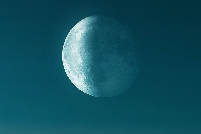Убывающая луна Убывающая луна
