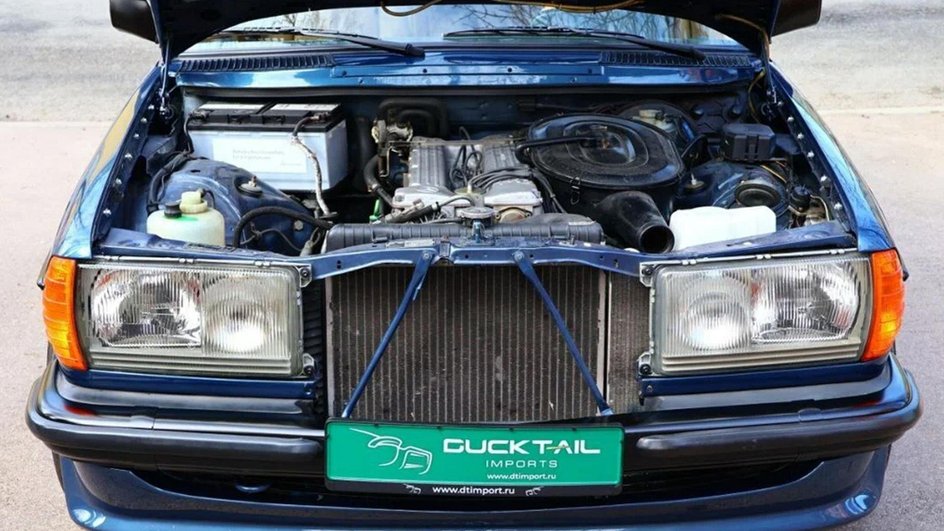 Редкий Mercedes-Benz W123 AMG 1980 года продают за 26,5 миллиона рублей Редкий Mercedes-Benz W123 AMG 1980 года продают за 26,5 миллиона рублей