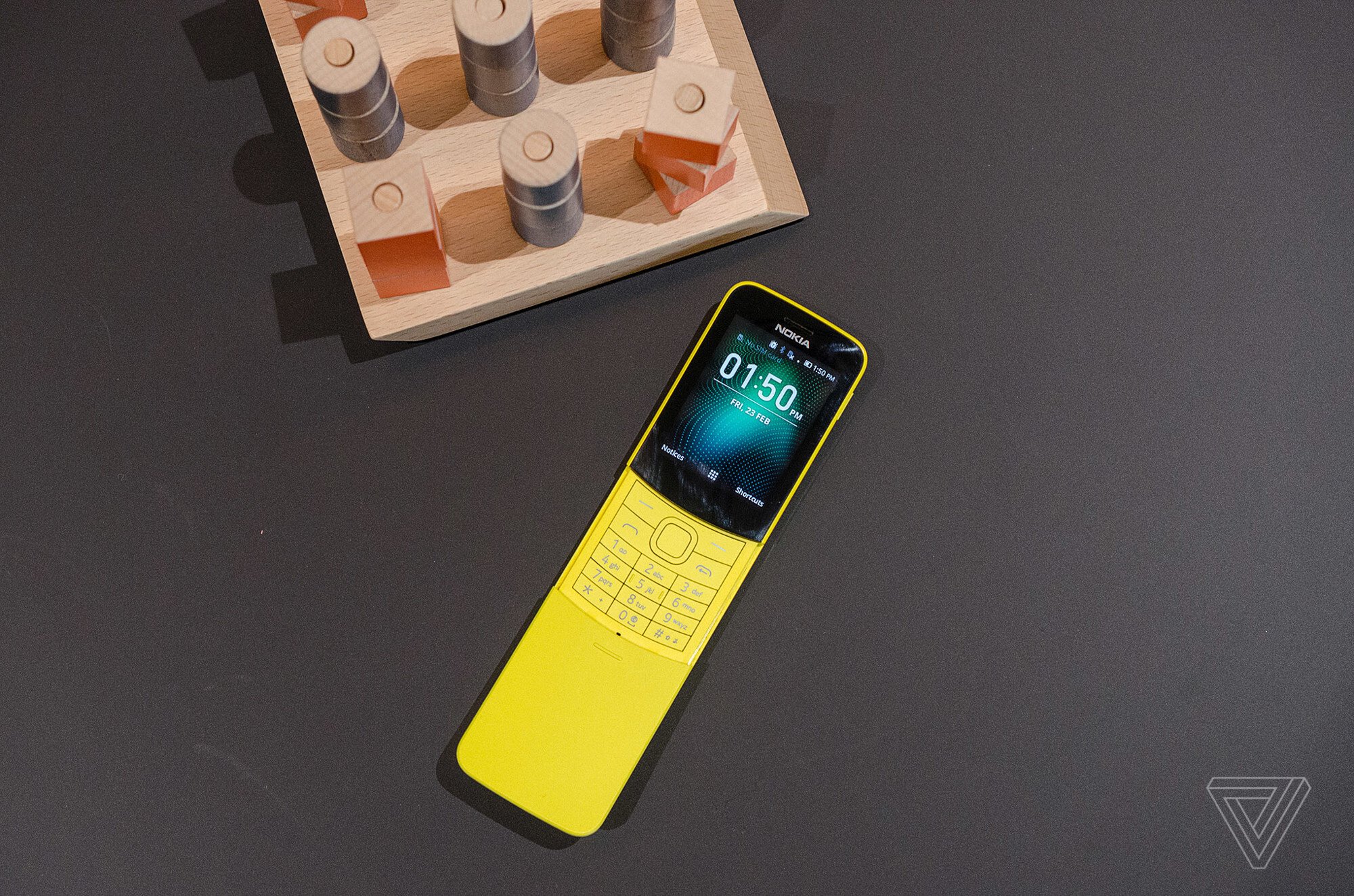 Nokia 8110 4G получил поддержку WhatsApp - Hi-Tech Mail.ru