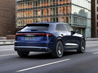 Обновленный Audi SQ8