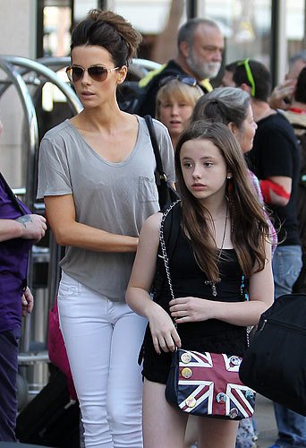 Кейт с дочерью Лили, июль 2011 года