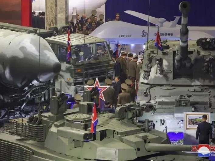 Выставка военной техники Выставка военной техники