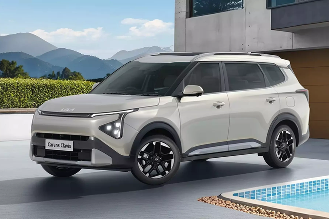 Kia Carens Clavis Kia Carens Clavis