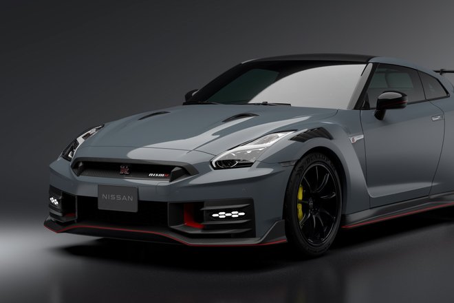 New Nissan GT-R