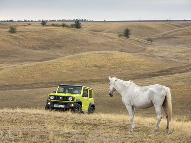 slide image for gallery: 25104 | Suzuki Jimny 1