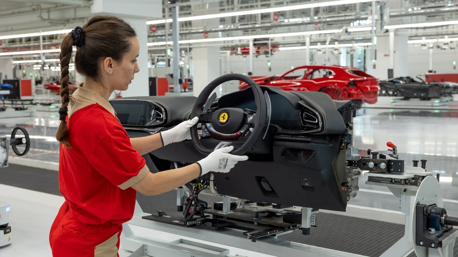 Ferrari выпустит первый электромобиль Ferrari выпустит первый электромобиль