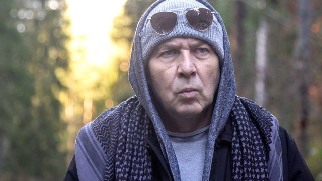 Кадр из сериала «Опасный»