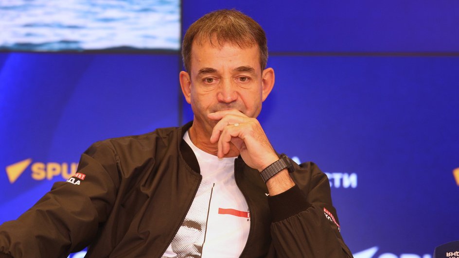 Дмитрий Певцов Дмитрий Певцов