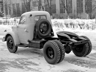 Седельный тягач ГАЗ-51П (1956 г.) Седельный тягач ГАЗ-51П (1956 г.)