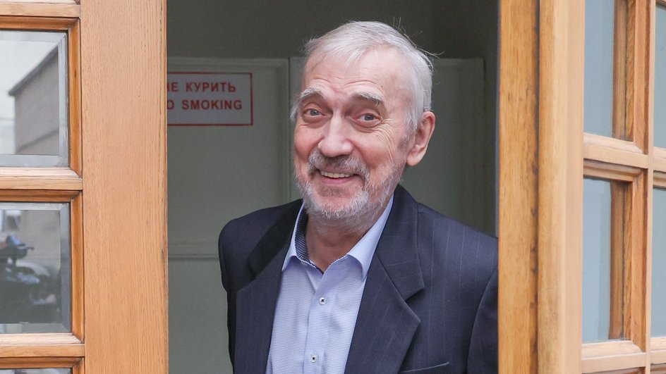 Евгений Киндинов Евгений Киндинов