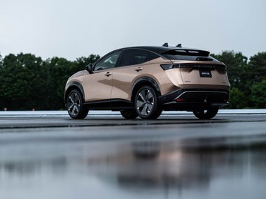 slide image for gallery: 26257 | Nissan Ariya