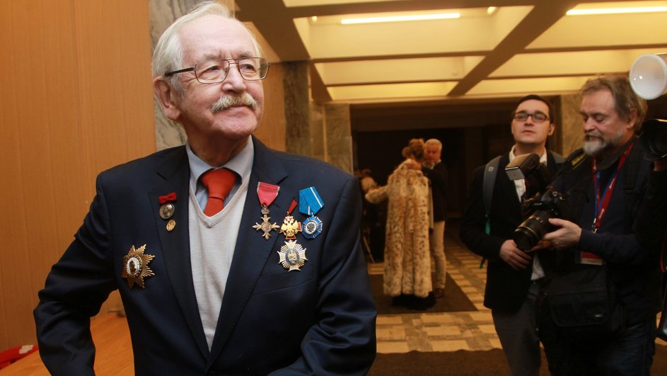 Василий Ливанов Василий Ливанов