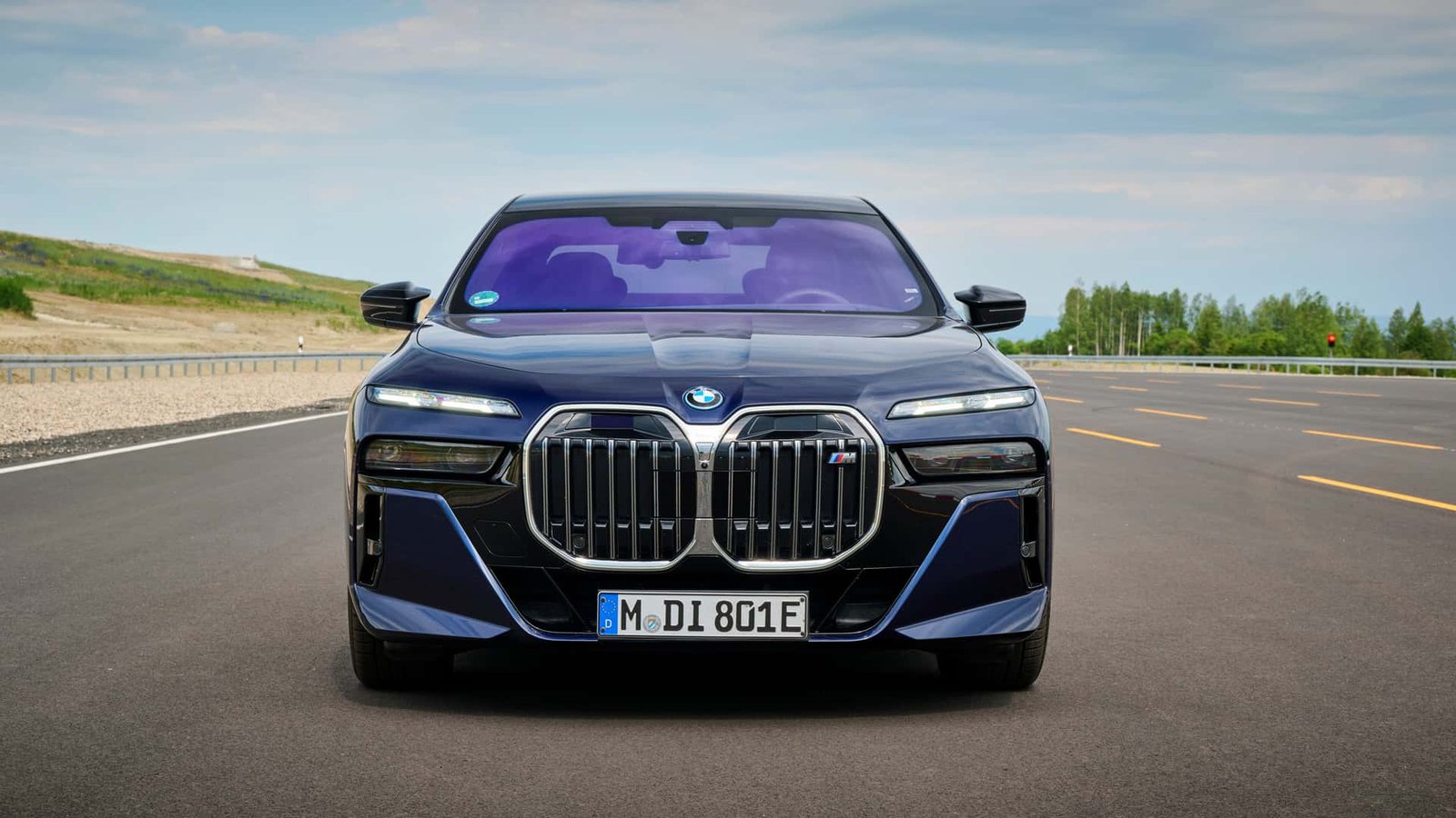 BMW 7 Grille Evolution