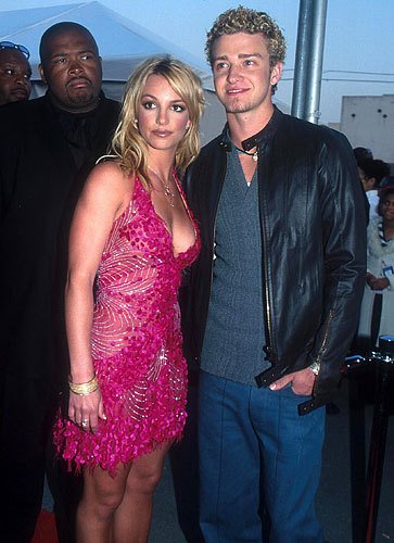 Бритни и Джастин на The American Music Awards, Лос-Анджелес, январь 2002 года